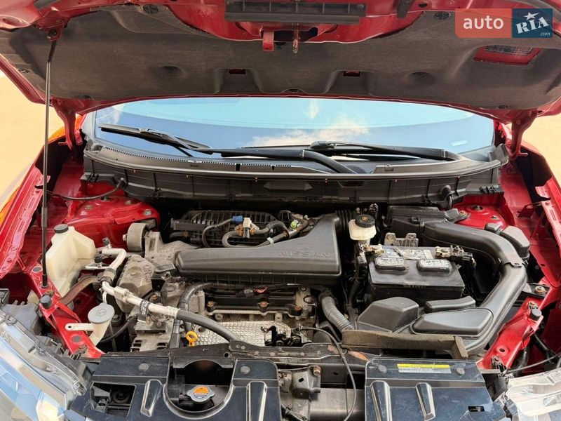 Позашляховик / Кросовер Nissan Rogue 2017 в Львові