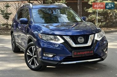 Позашляховик / Кросовер Nissan Rogue 2018 в Білогородці