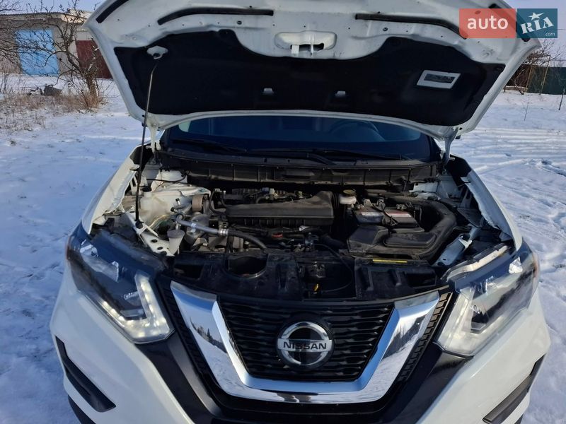 Внедорожник / Кроссовер Nissan Rogue 2018 в Кропивницком