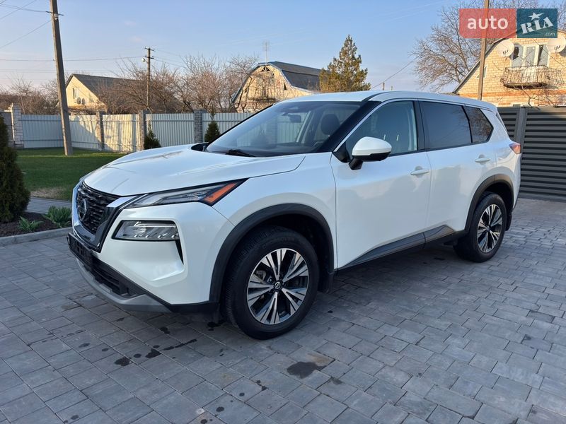Позашляховик / Кросовер Nissan Rogue 2021 в Полтаві