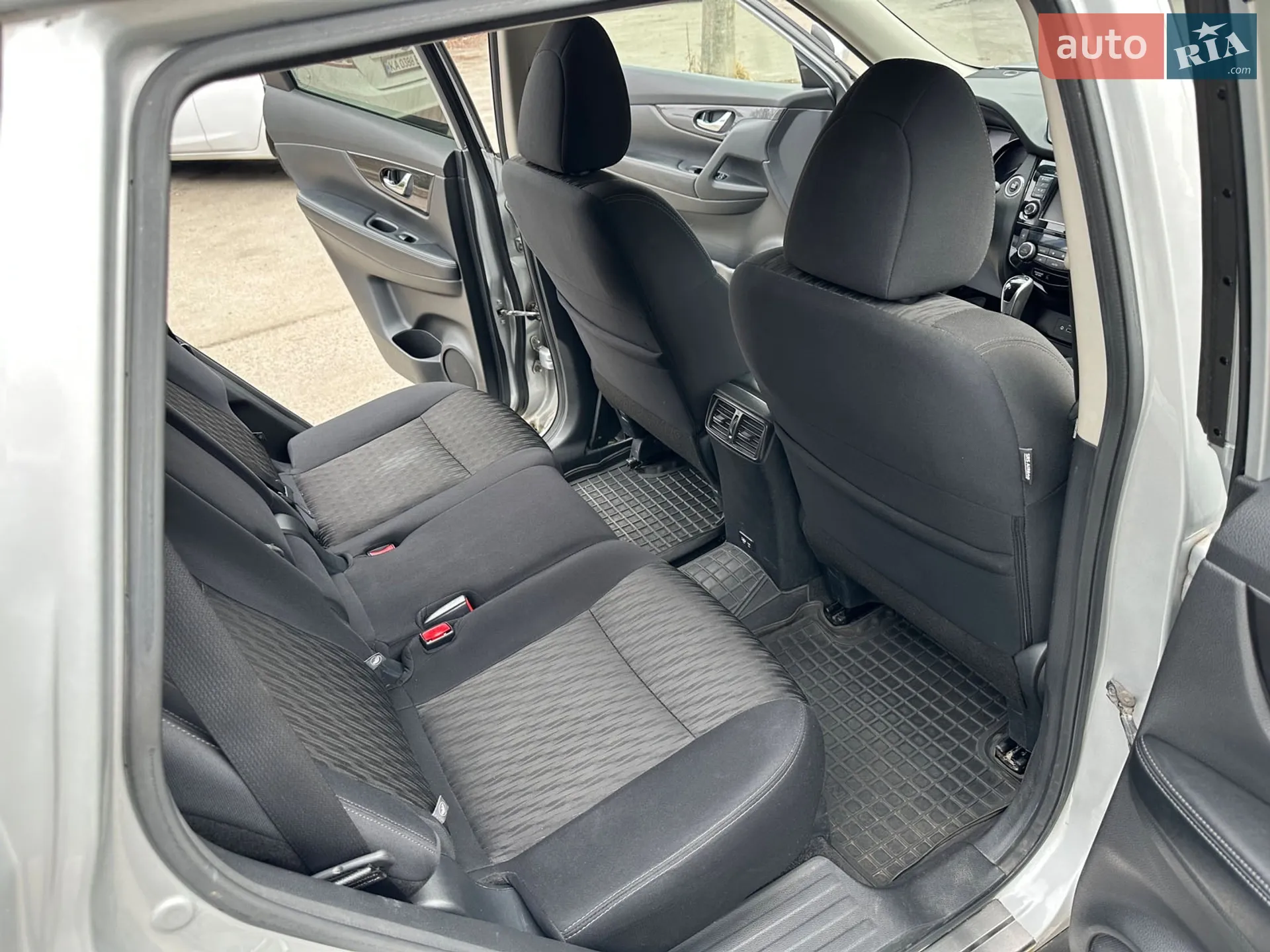 2020 Nissan Rogue - мініатюра 28