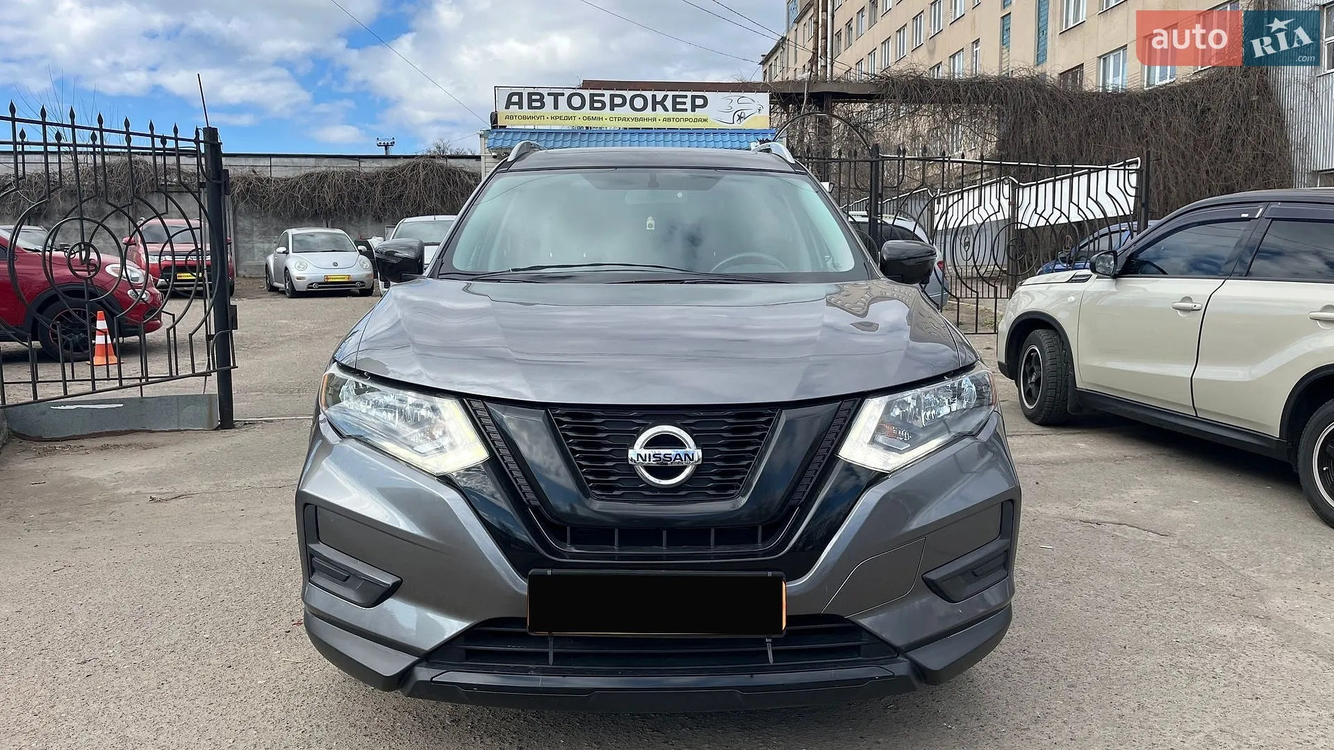 2017 Nissan Rogue - мініатюра 2