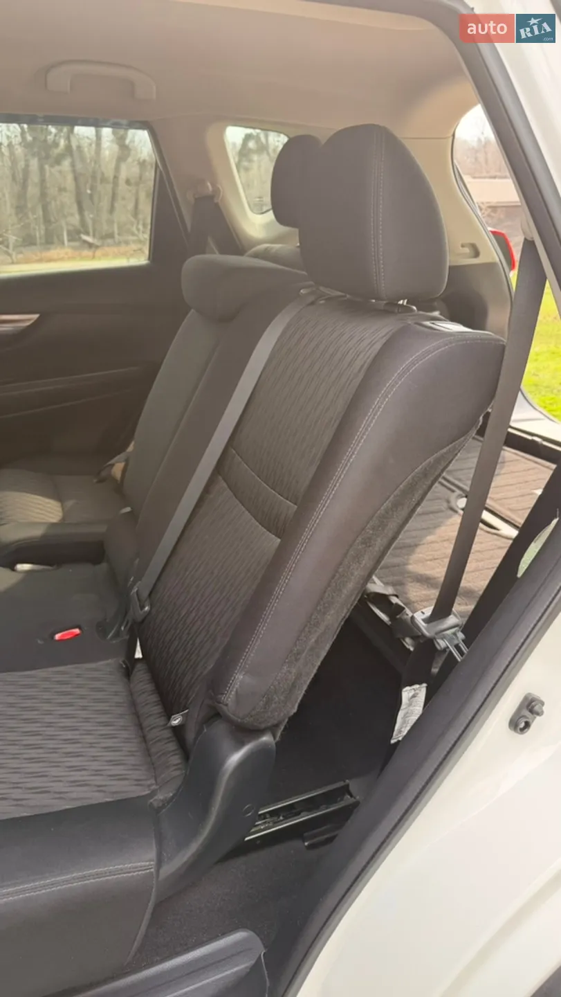 2018 Nissan Rogue - мініатюра 10