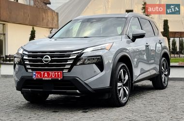Внедорожник / Кроссовер Nissan Rogue 2024 в Ровно