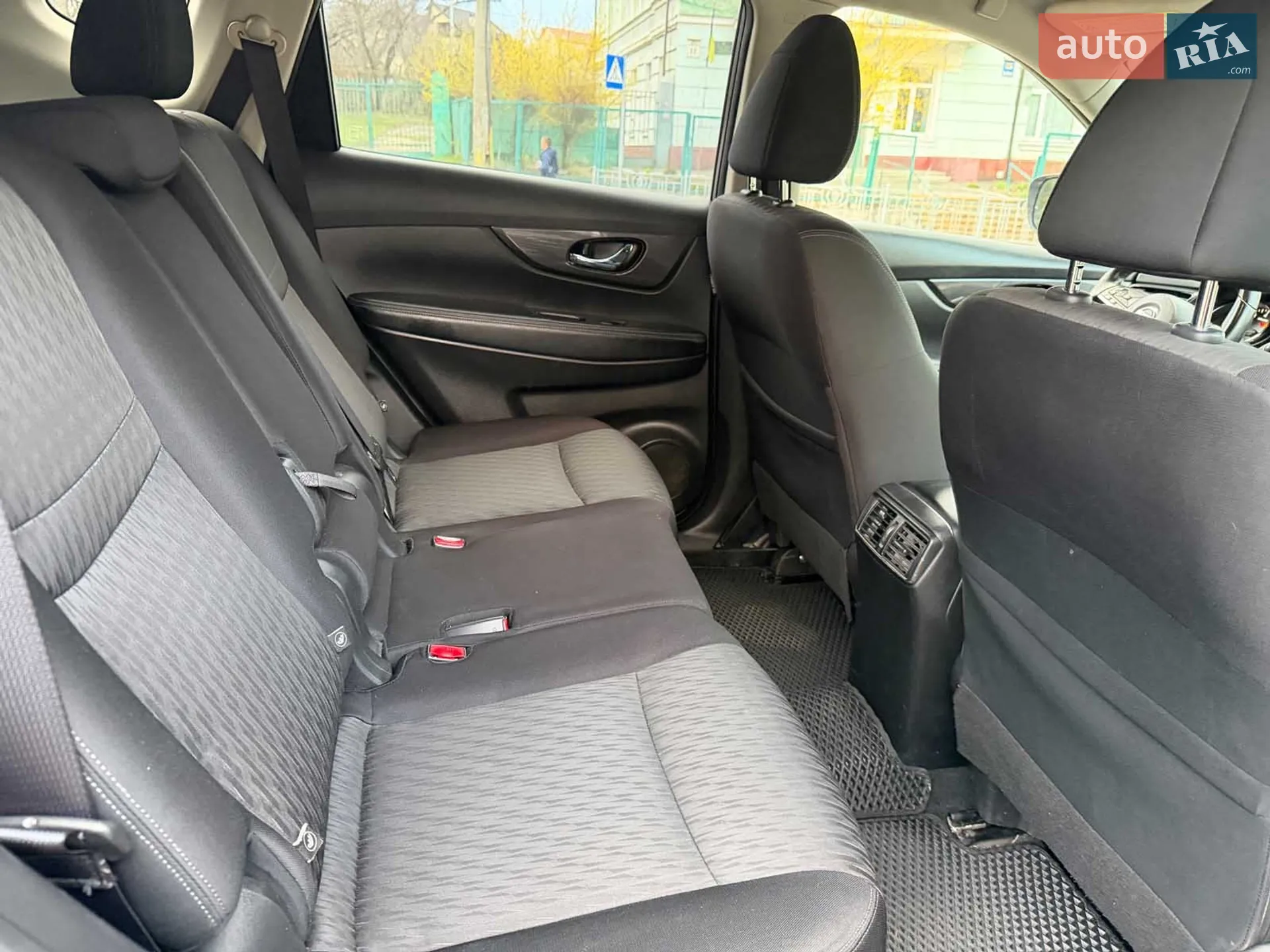 2020 Nissan Rogue - мініатюра 25