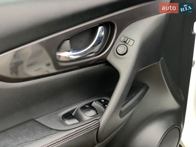 Позашляховик / Кросовер Nissan Rogue 2018 в Вінниці