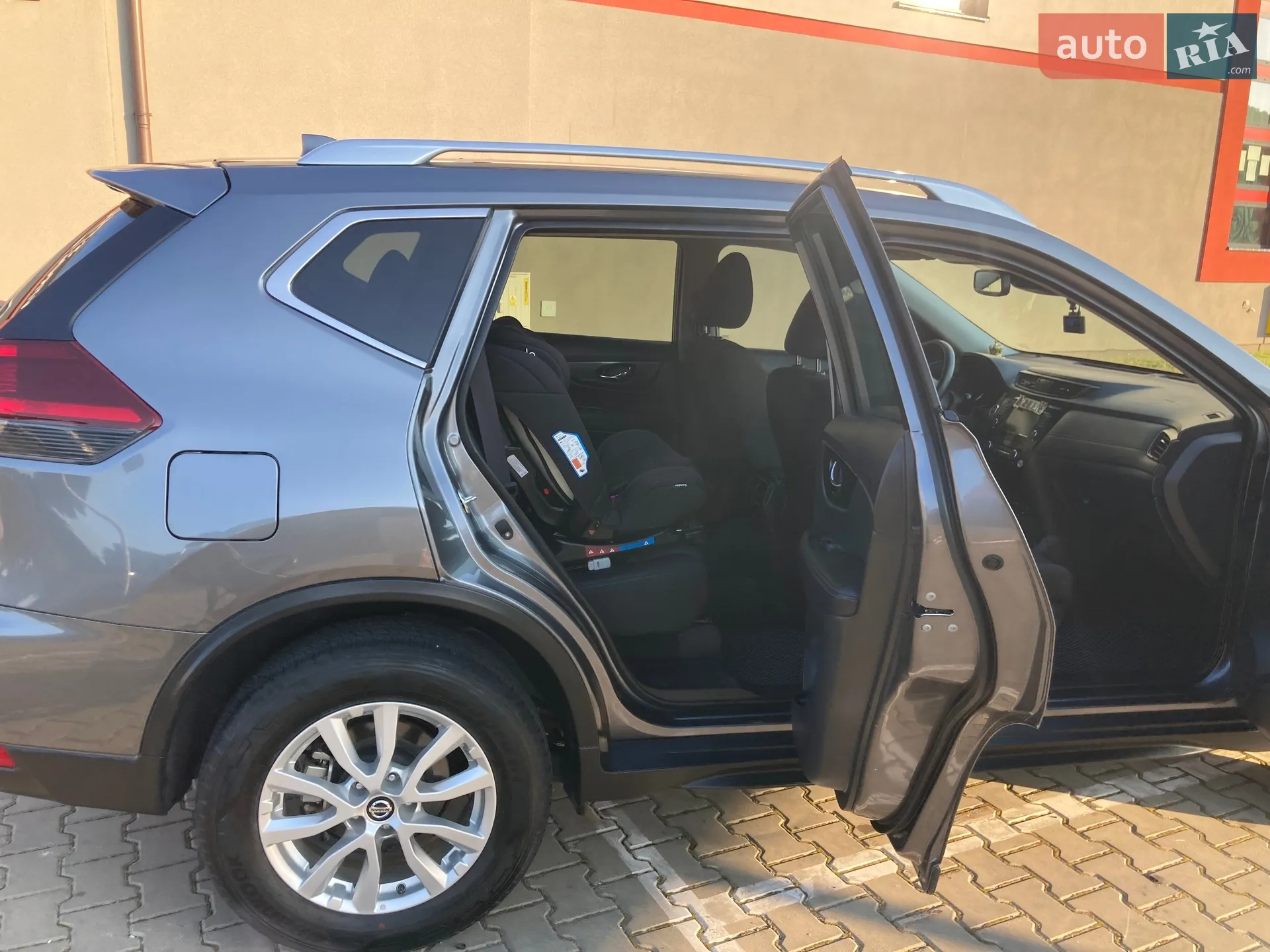 2019 Nissan Rogue - мініатюра 12