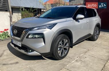 Внедорожник / Кроссовер Nissan Rogue 2020 в Иршаве