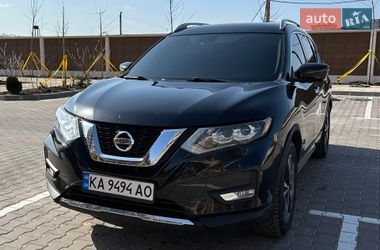 Позашляховик / Кросовер Nissan Rogue 2017 в Києві