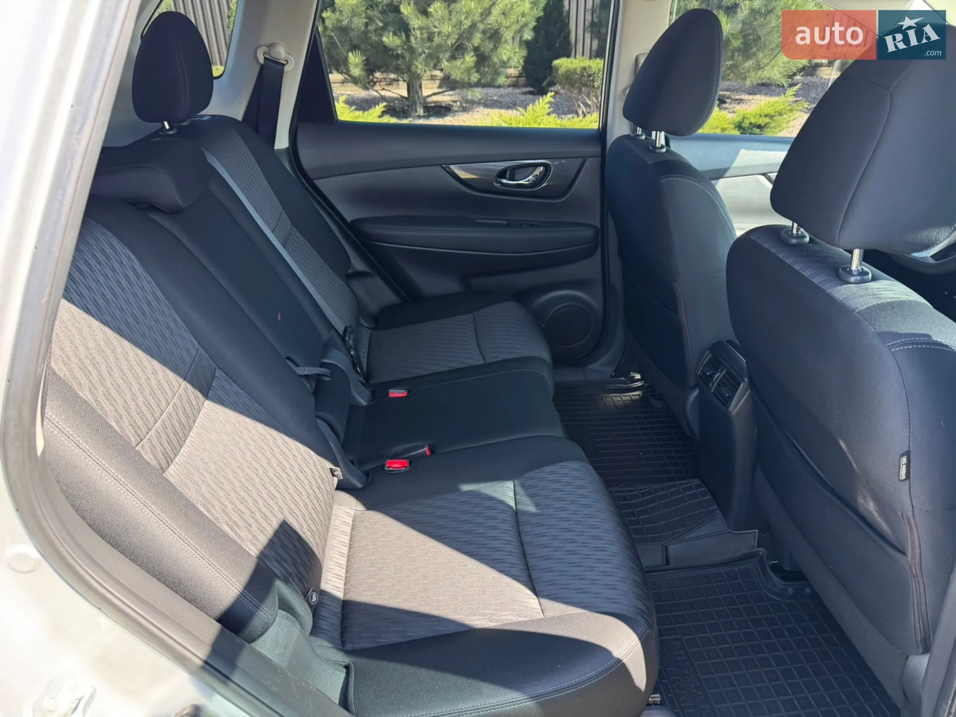 2017 Nissan Rogue - мініатюра 19