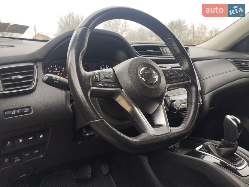 Внедорожник / Кроссовер Nissan Rogue 2019 в Ромнах