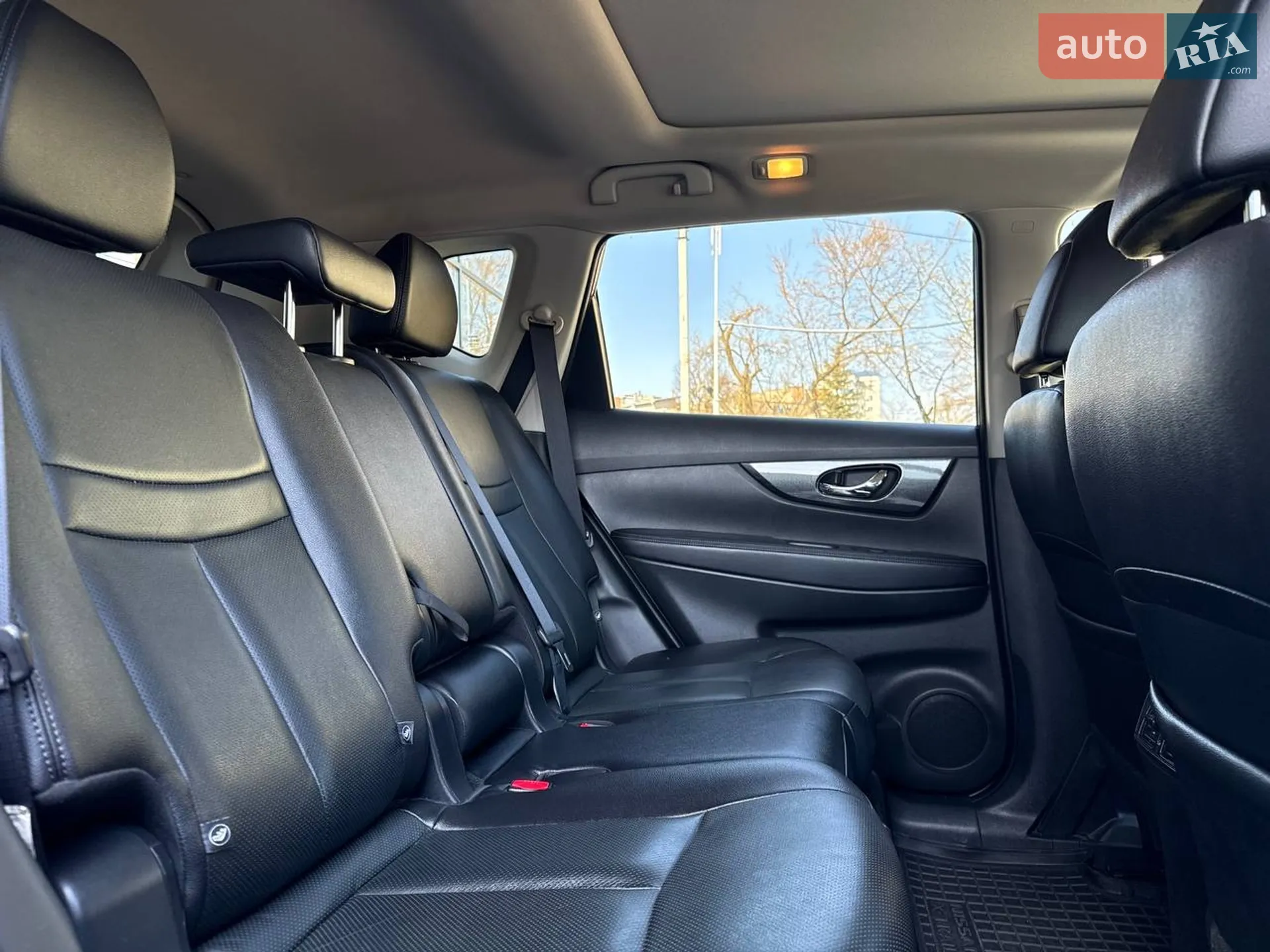 2016 Nissan Rogue - мініатюра 24