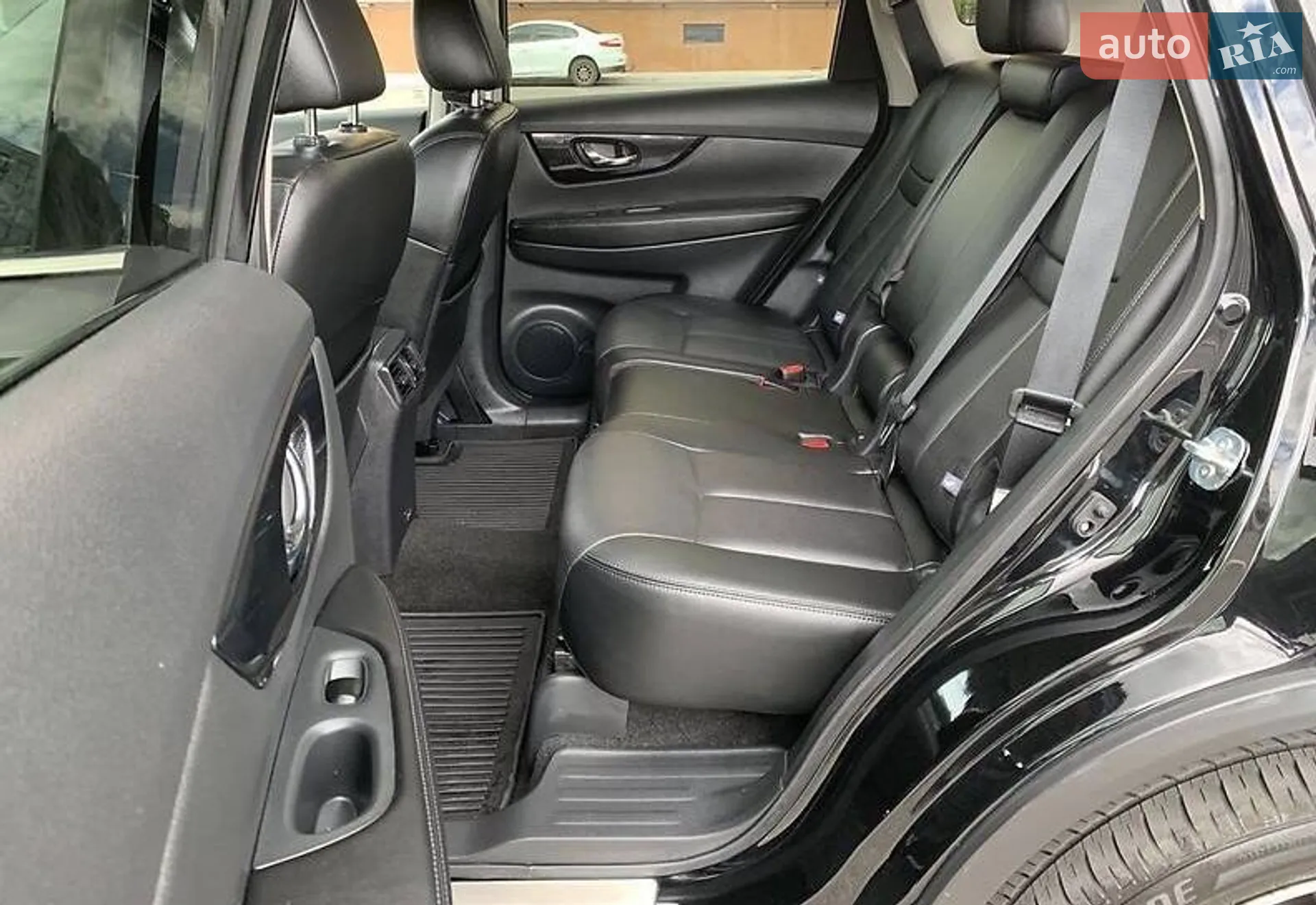 2018 Nissan Rogue - мініатюра 10