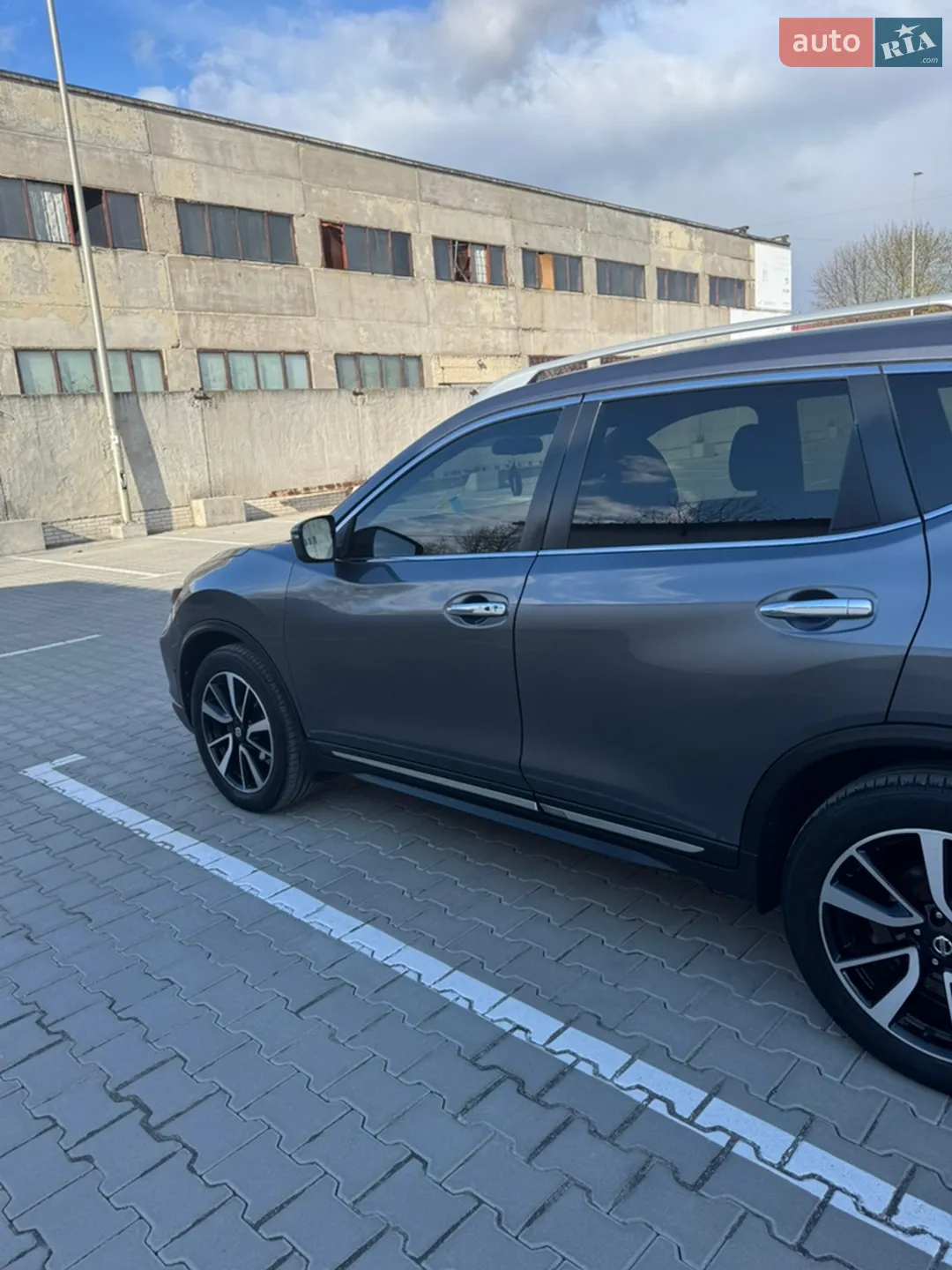 2017 Nissan Rogue - мініатюра 4