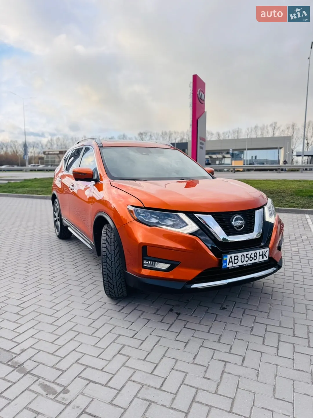 2018 Nissan Rogue - мініатюра 3