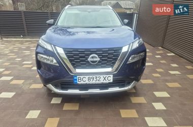 Внедорожник / Кроссовер Nissan Rogue 2023 в Львове