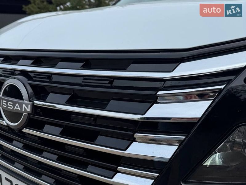 Позашляховик / Кросовер Nissan Rogue 2025 в Коростишеві