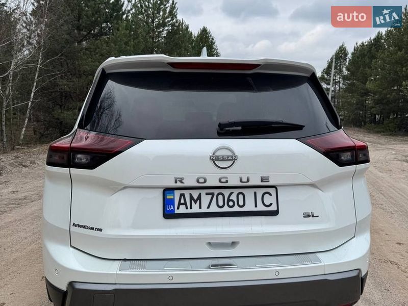 Позашляховик / Кросовер Nissan Rogue 2025 в Коростишеві