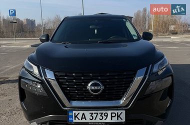 Внедорожник / Кроссовер Nissan Rogue 2022 в Киеве