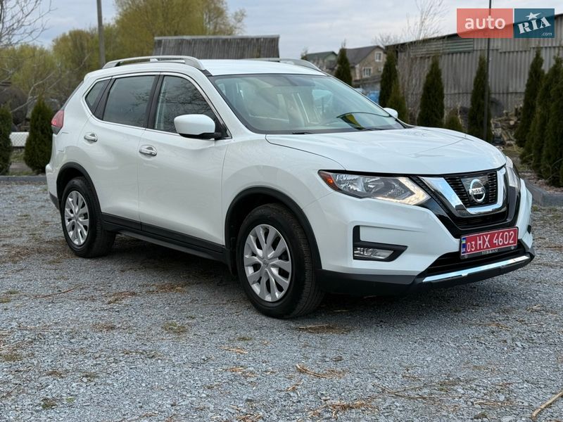 Позашляховик / Кросовер Nissan Rogue 2018 в Рівному
