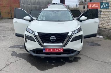 Внедорожник / Кроссовер Nissan Rogue 2023 в Виннице