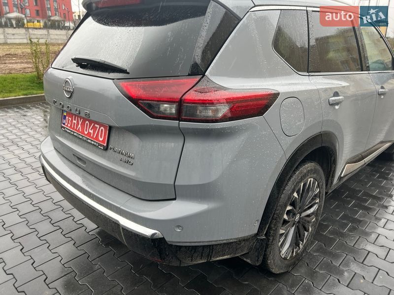 Позашляховик / Кросовер Nissan Rogue 2023 в Софіївській Борщагівці