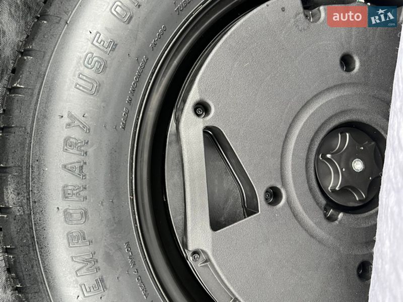 Позашляховик / Кросовер Nissan Rogue 2023 в Софіївській Борщагівці