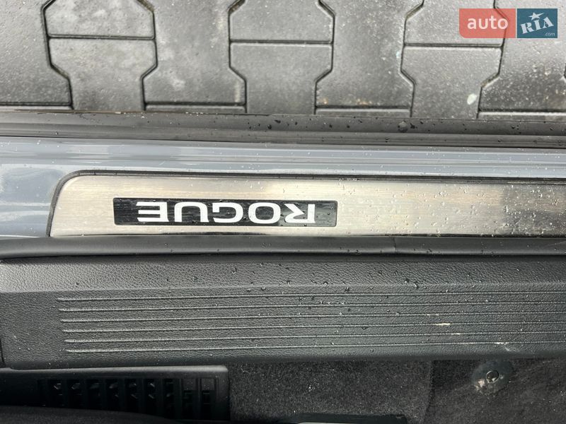 Позашляховик / Кросовер Nissan Rogue 2023 в Софіївській Борщагівці