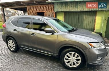Внедорожник / Кроссовер Nissan Rogue 2017 в Львове