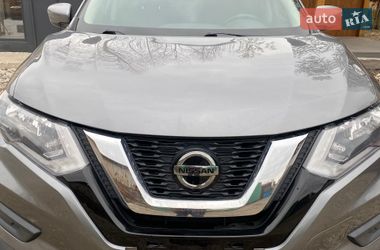 Позашляховик / Кросовер Nissan Rogue 2018 в Львові