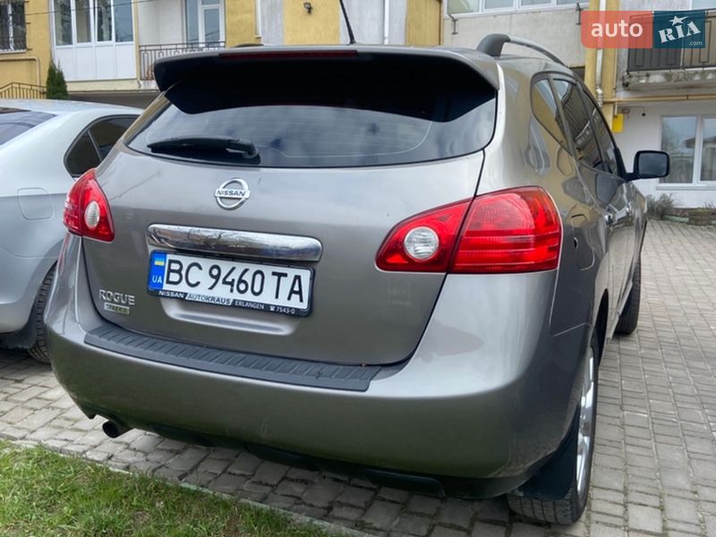 Позашляховик / Кросовер Nissan Rogue 2014 в Львові