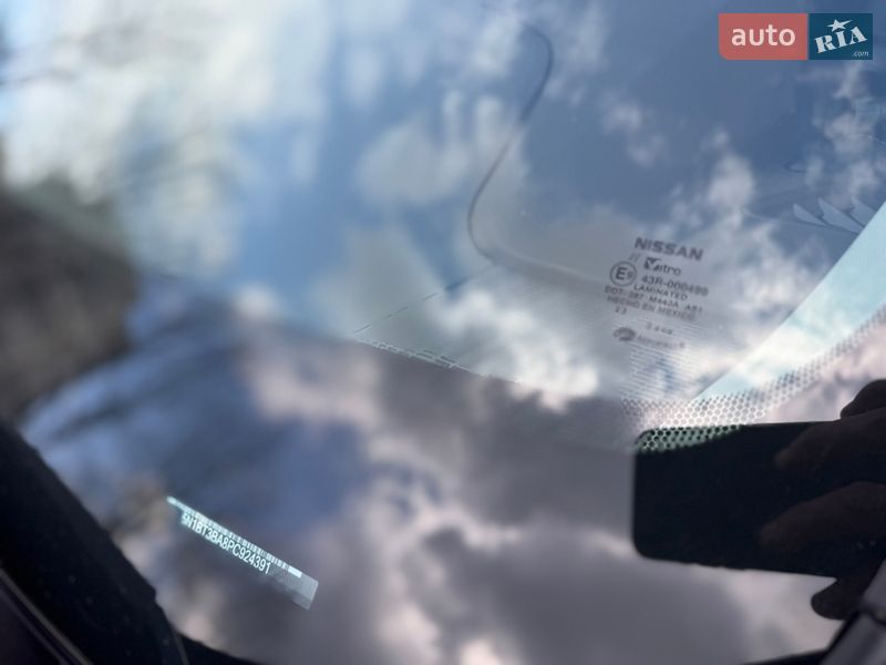 Внедорожник / Кроссовер Nissan Rogue 2023 в Ровно