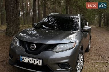 Внедорожник / Кроссовер Nissan Rogue 2015 в Глухове