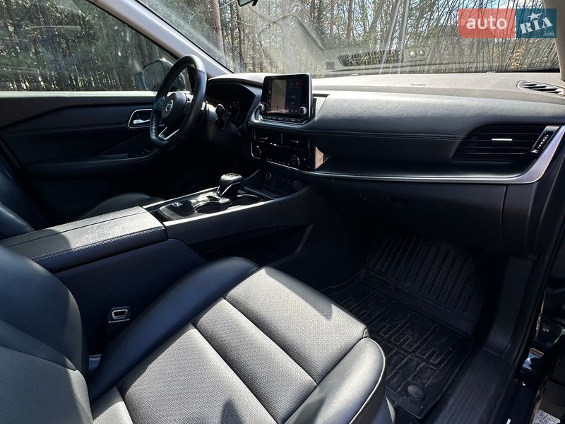 Внедорожник / Кроссовер Nissan Rogue 2021 в Белогородке