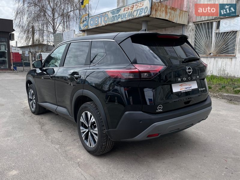 Внедорожник / Кроссовер Nissan Rogue 2023 в Сумах