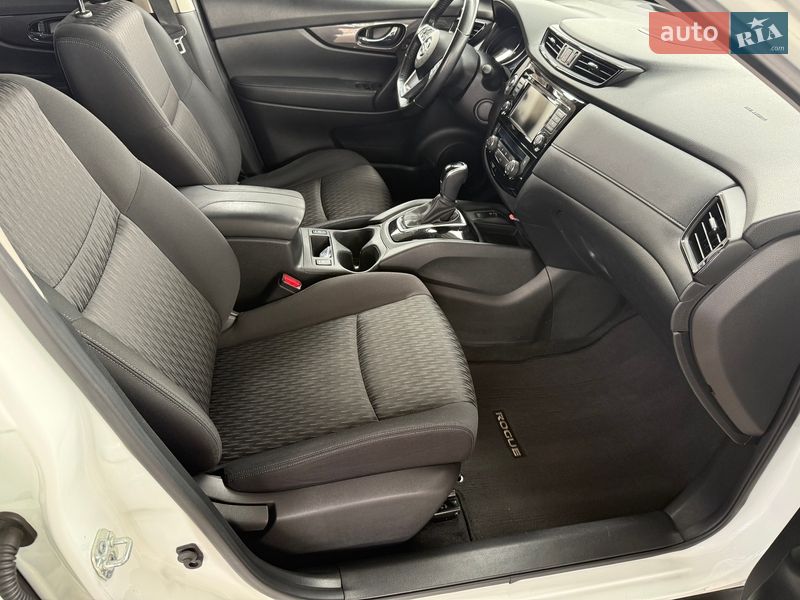 Внедорожник / Кроссовер Nissan Rogue 2018 в Николаеве