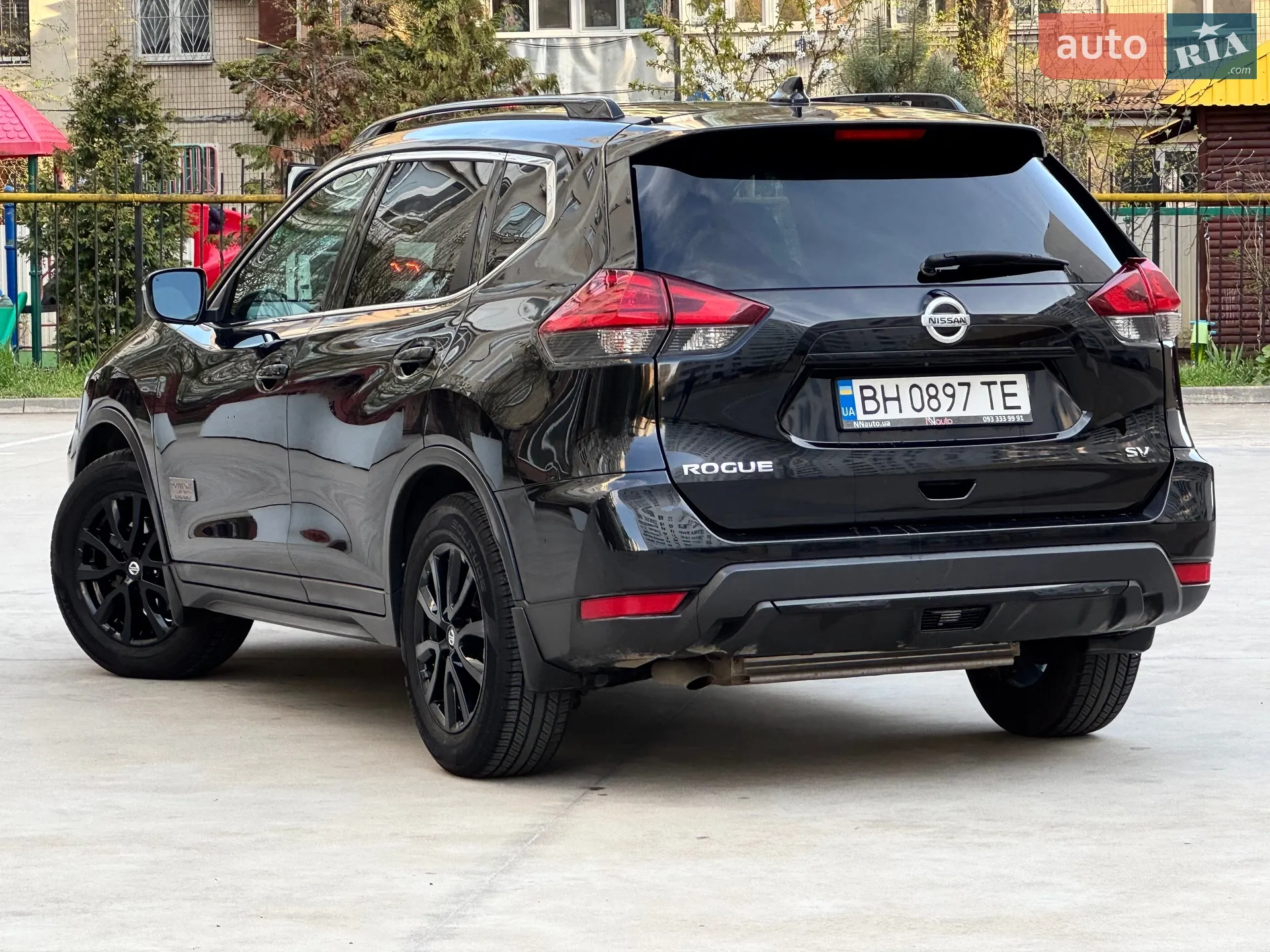 2017 Nissan Rogue - мініатюра 9