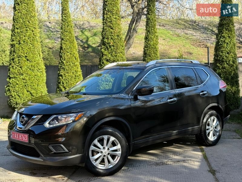 Позашляховик / Кросовер Nissan Rogue 2016 в Лубнах