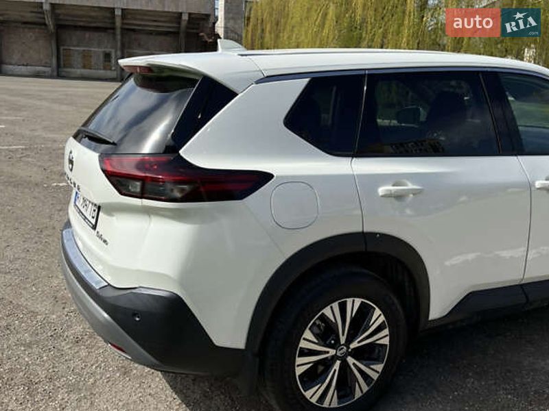 Внедорожник / Кроссовер Nissan Rogue 2021 в Ивано-Франковске