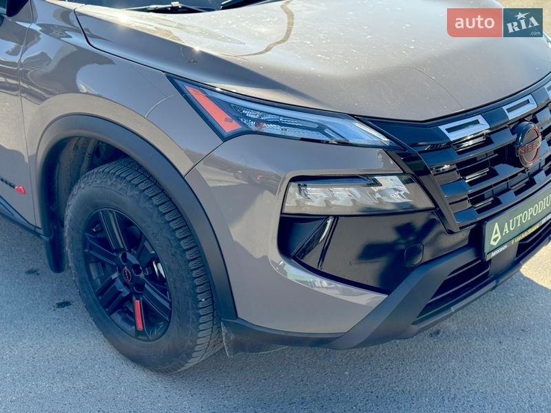 Внедорожник / Кроссовер Nissan Rogue 2024 в Киеве