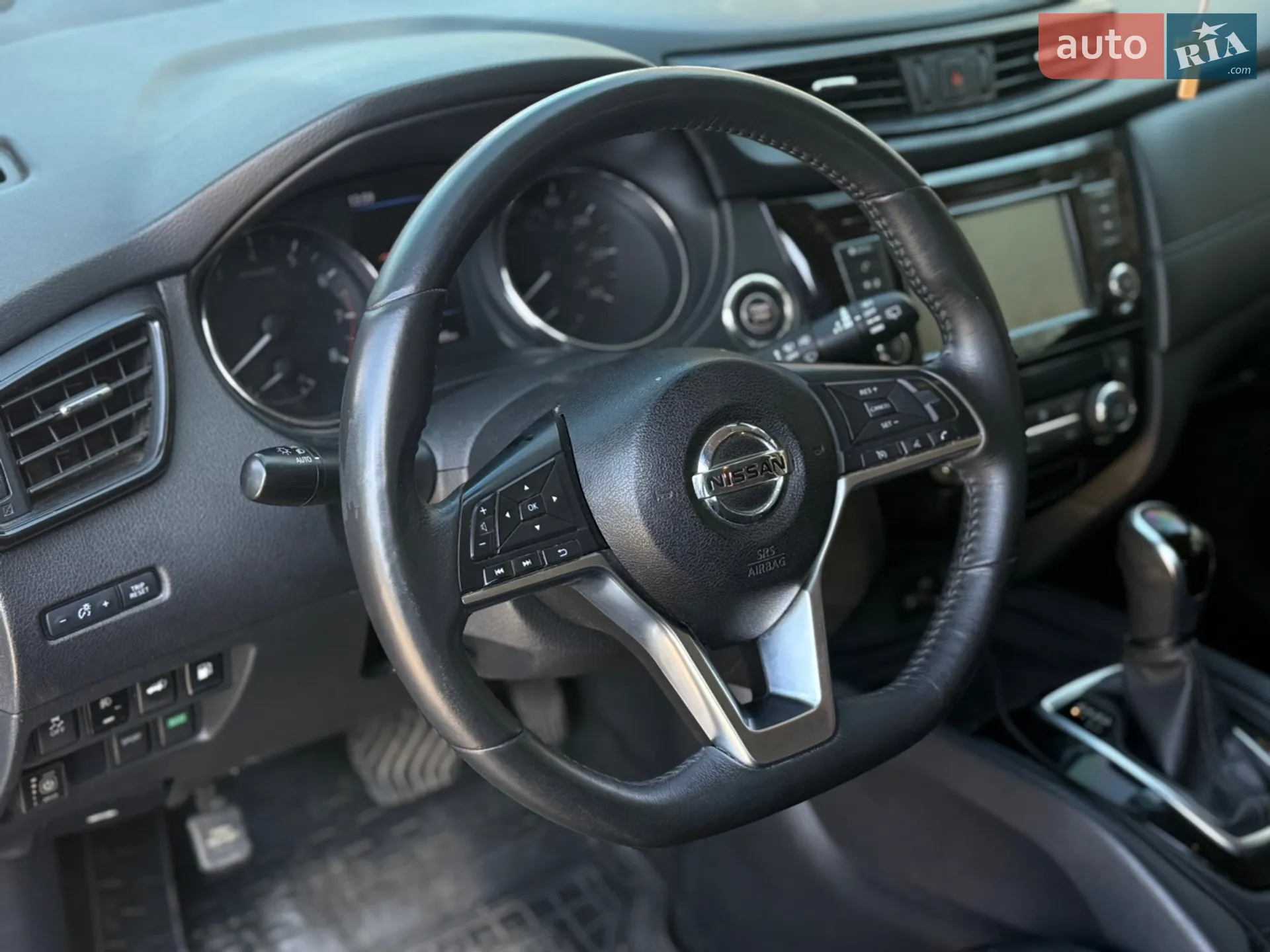 2018 Nissan Rogue - мініатюра 9