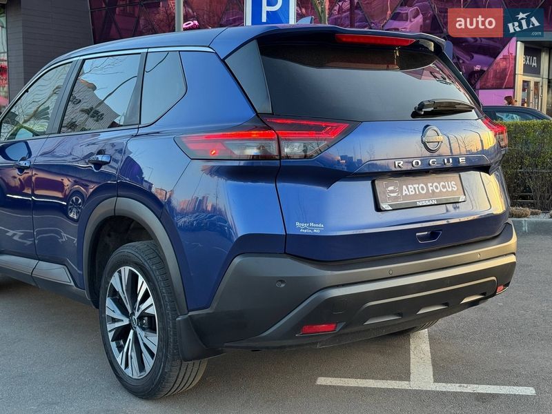 Внедорожник / Кроссовер Nissan Rogue 2023 в Киеве