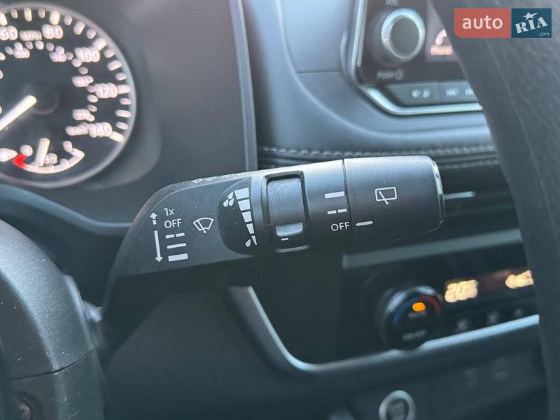 Внедорожник / Кроссовер Nissan Rogue 2023 в Киеве