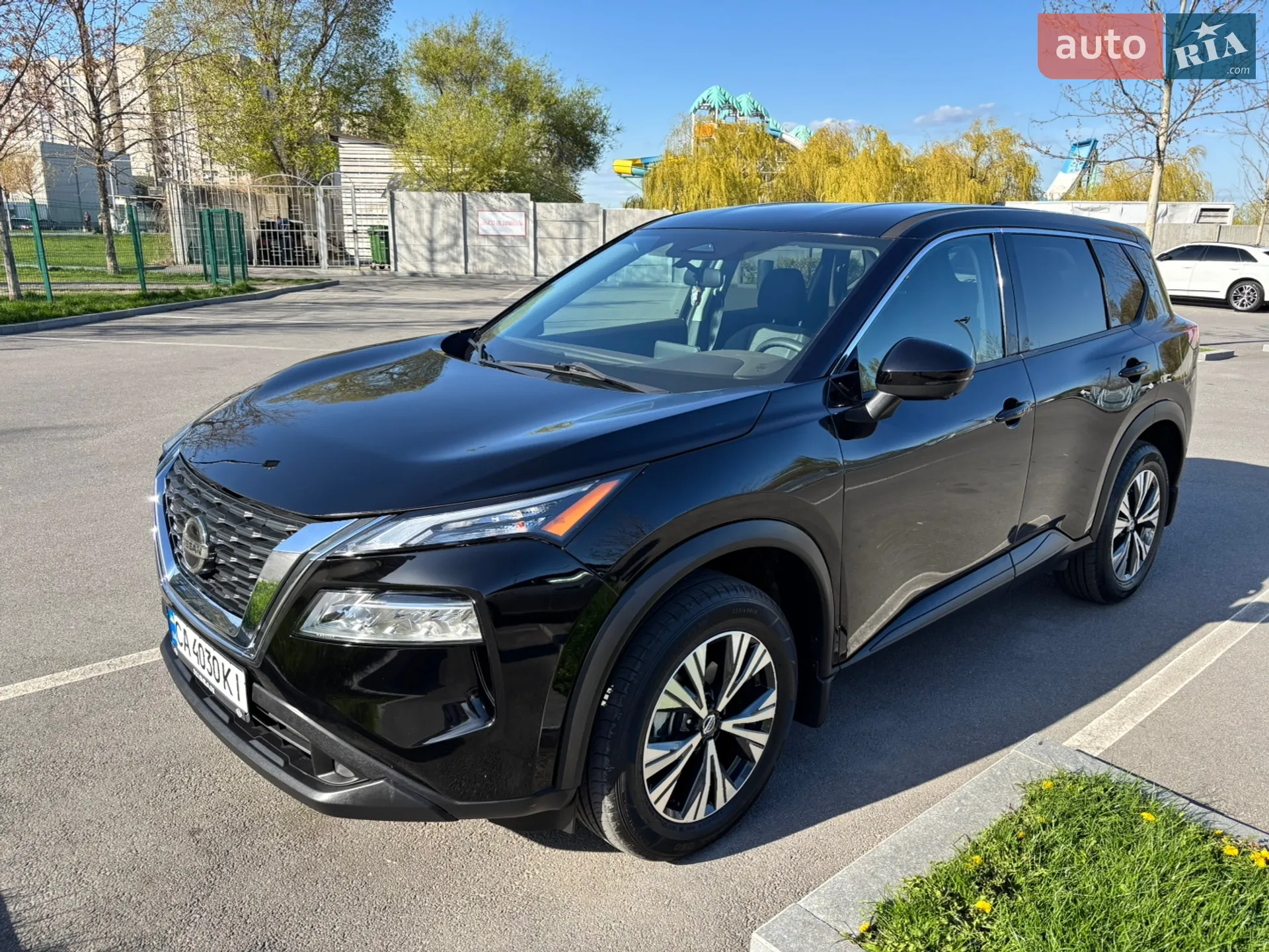 2021 Nissan Rogue - фото 1