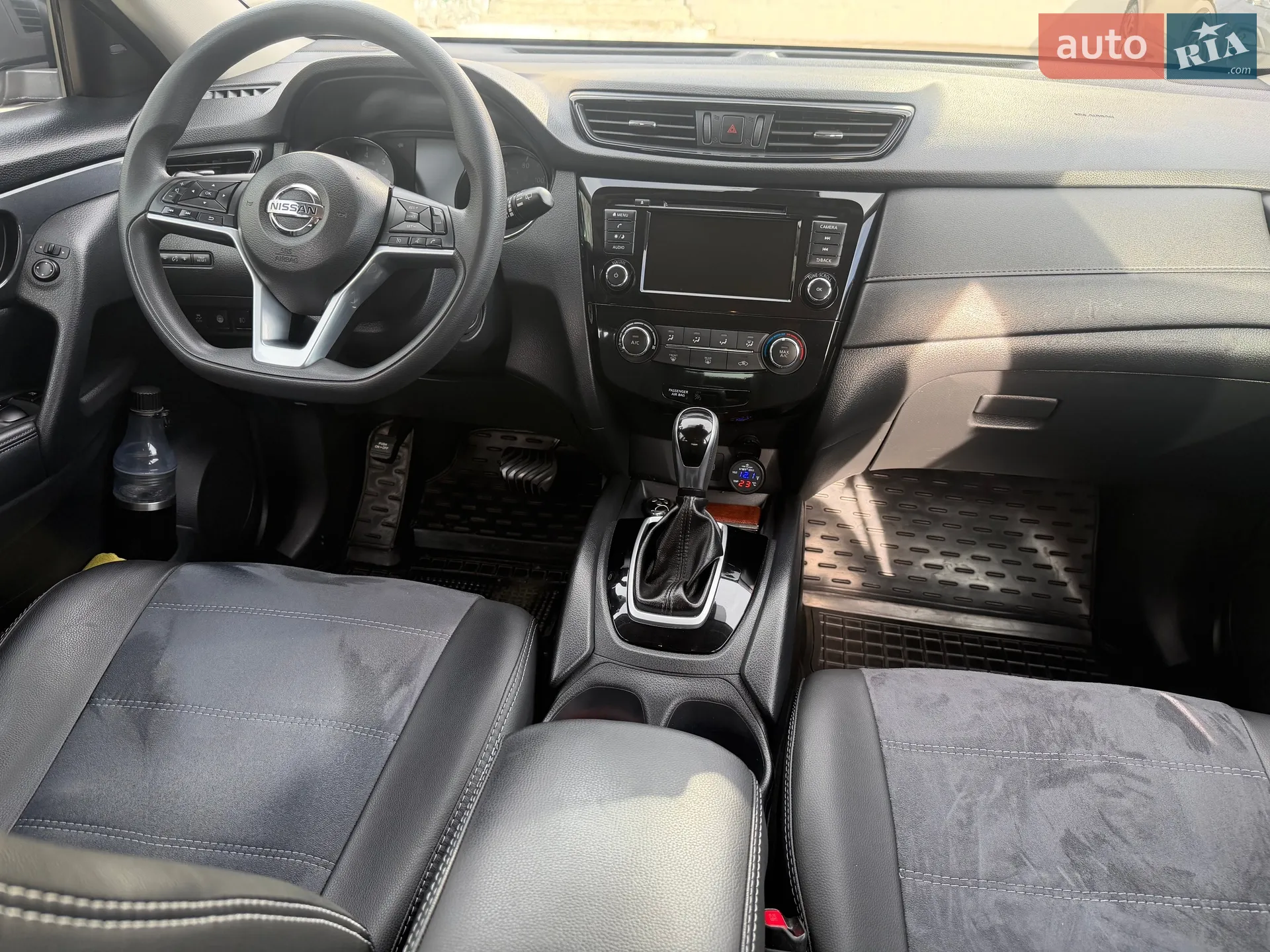 2019 Nissan Rogue - мініатюра 15