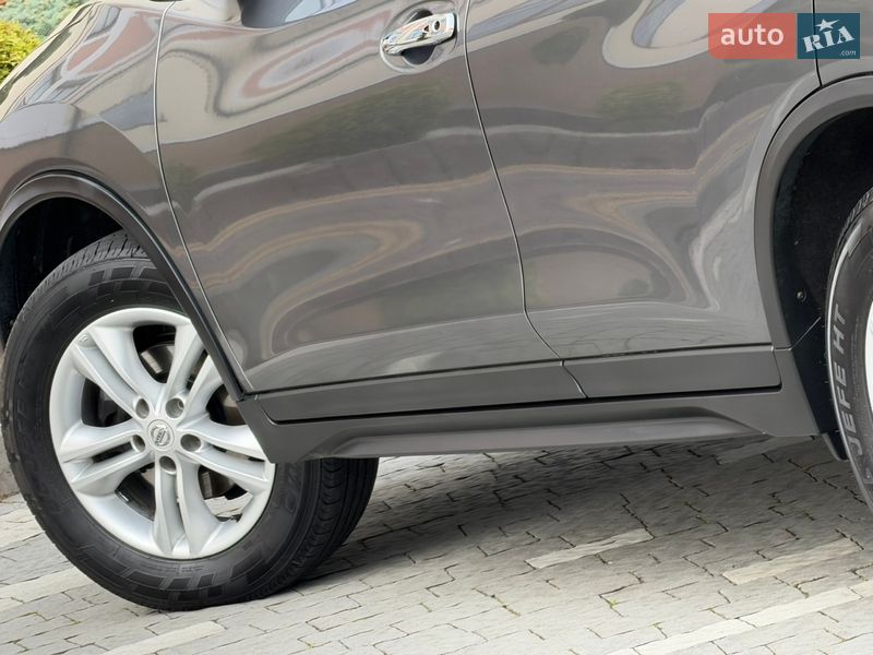 Внедорожник / Кроссовер Nissan Rogue 2017 в Дрогобыче