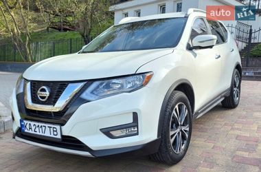 Позашляховик / Кросовер Nissan Rogue 2016 в Києві