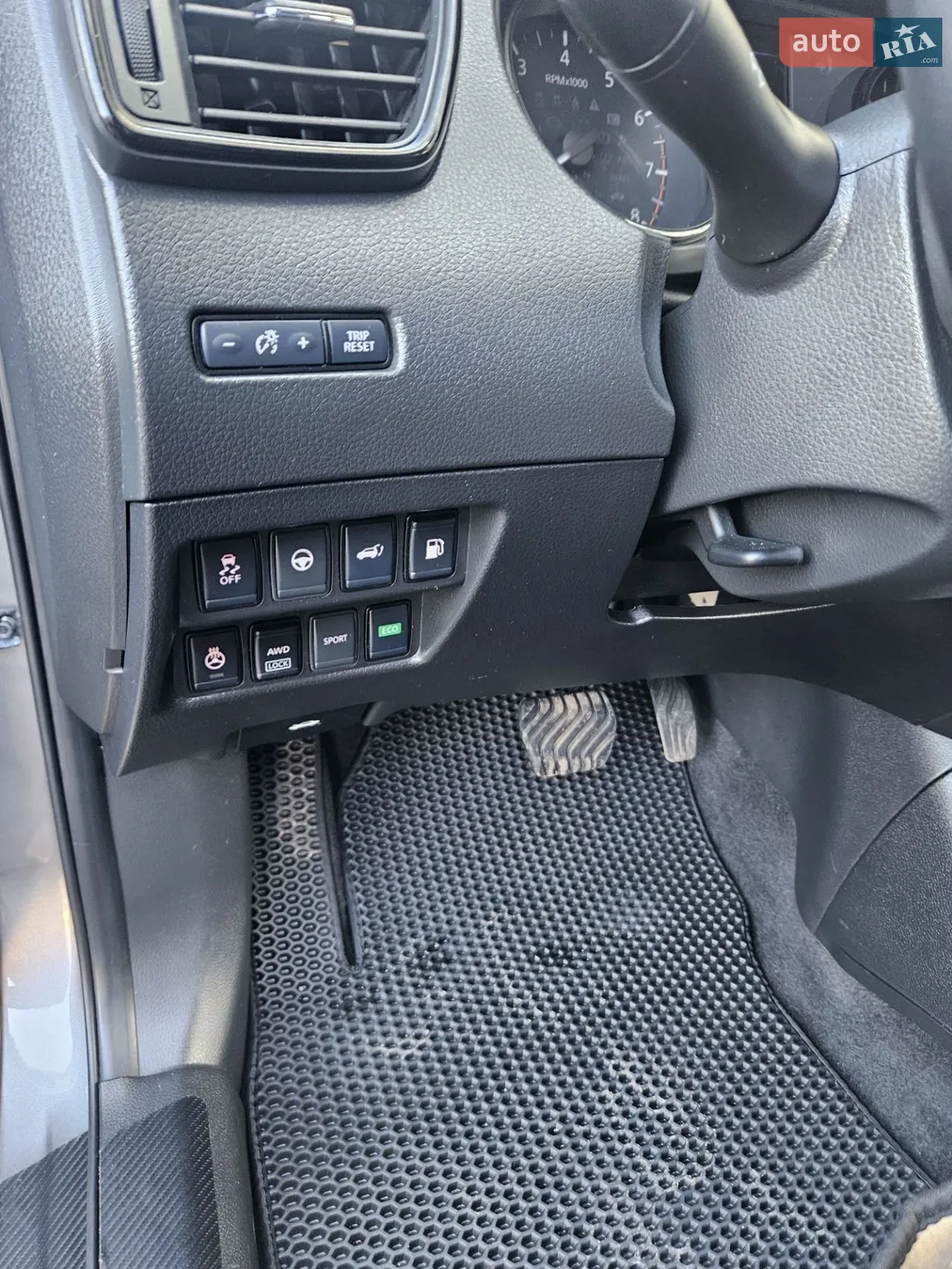 2019 Nissan Rogue - мініатюра 9