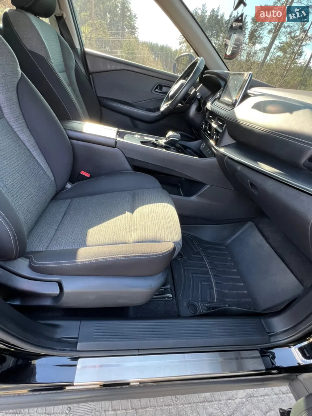 2022 Nissan Rogue - мініатюра 26