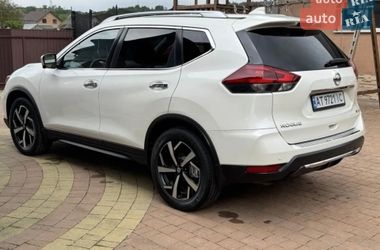 Внедорожник / Кроссовер Nissan Rogue 2019 в Староконстантинове
